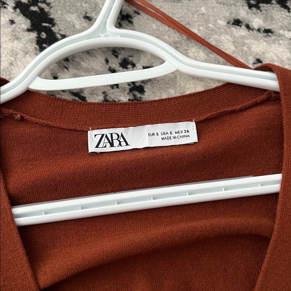 Zara Women's Rust Cardigan - Picture 2 of 3